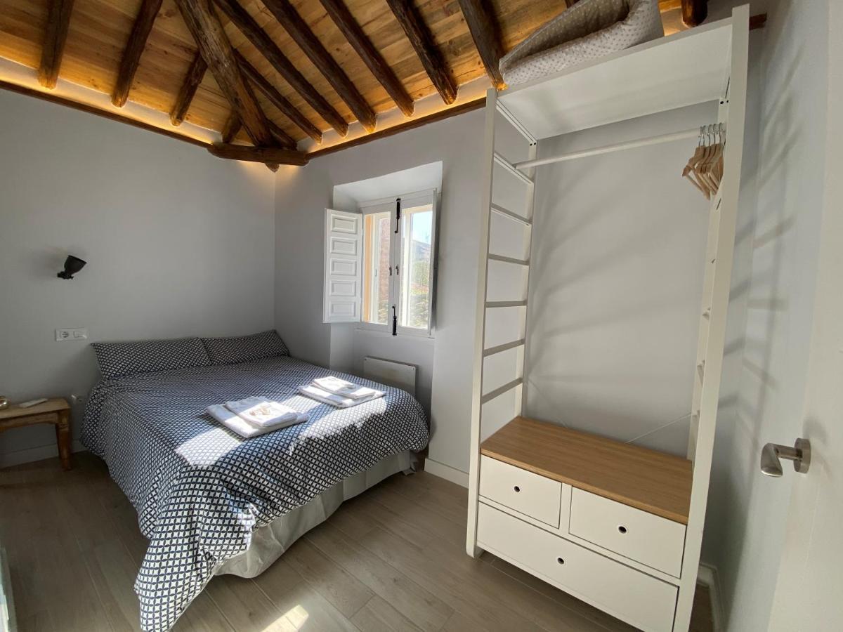 Apartamento Torre Del Aver Caces 외부 사진